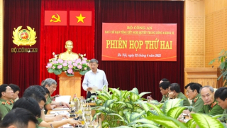 Tổng kết Nghị quyết Trung ương 8 khóa XI trong CAND đạt hiệu quả, toàn diện