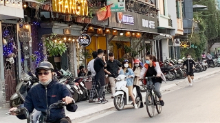 F0 giảm sâu, việc tiêm chủng sẽ thế nào?