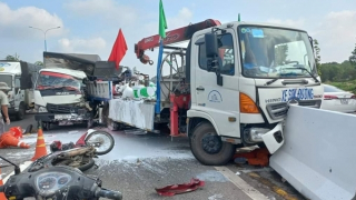 Công nhân sơn dải phân cách bị tai nạn tử vong