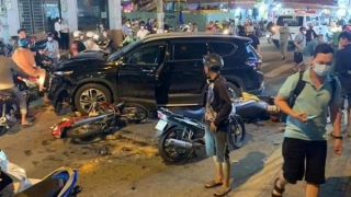 Tài xế “xe điên” tông 10 xe máy đã ra trình diện