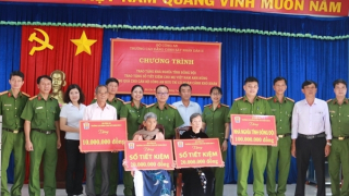 Cao đẳng CSND II tặng phí xây nhà Nghĩa tình đồng đội