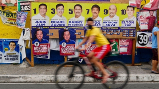 Cơ hội để Philippines thiết lập lại quan hệ với Mỹ và Trung Quốc