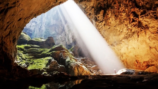 Mời VĐV xuất sắc nhất SEA Games 31 thám hiểm hang Sơn Đoòng