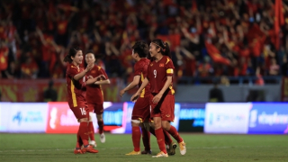 ĐT nữ Việt Nam lội ngược dòng thành công trong ngày ra quân