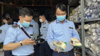 Ngăn chặn hiệu quả hoạt động vận chuyển hàng lậu, hàng giả qua biên giới