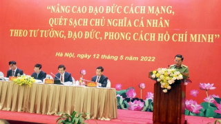 CAND học tập, thực hiện Sáu điều Bác Hồ dạy để quét sạch chủ nghĩa cá nhân