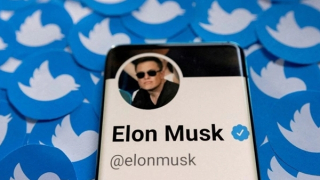 Thỏa thuận mua lại Twitter tạm ngưng, tỷ phú Elon Musk có thể mất hàng tỷ USD