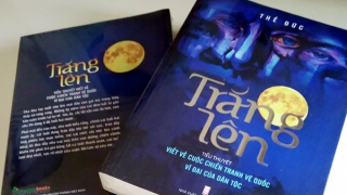 Những người muôn năm cũ...