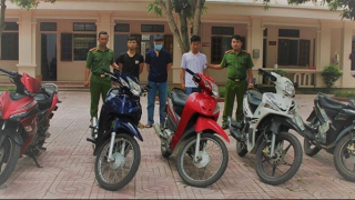 Bắt nhóm đối tượng nghiện ma tuý chuyên “nhảy” xe máy