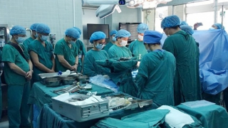 Những cuộc đời ở lại