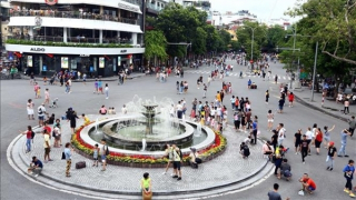 Không được mang vật nuôi, loa công suất lớn vào phố đi bộ hồ Hoàn Kiếm