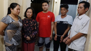 Dàn cảnh để cướp giật tài sản tại hội chợ