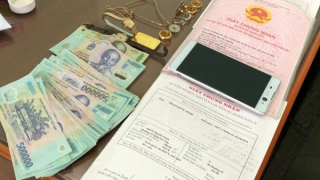 Thiếu nợ tiền ghi đề, nữ giúp việc lập mưu trộm két sắt của chủ nhà