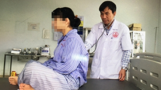 Thấy nhau trong bóng tối