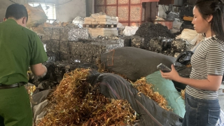 Phát hiện doanh nghiệp nước ngoài tái chế chất thải nguy hại trái phép