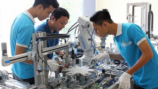 Chạy đua tuyển dụng lao động