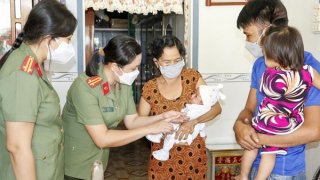 Lan tỏa yêu thương đối với trẻ em mồ côi vì dịch COVID-19