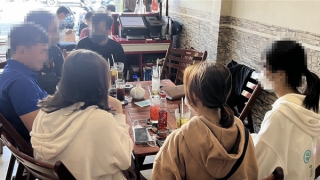 Khẩn trương điều tra vụ hơn 300 sinh viên bị lừa ký hồ sơ mua hàng trả góp