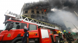 Kho hàng ở Bangladesh chìm trong biển lửa, ít nhất 34 người thiệt mạng