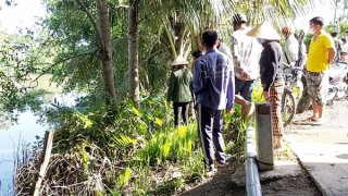 Nam thanh niên kêu cứu dưới Kênh Năng