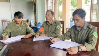 Công an viên bám cơ sở, tận tâm với công việc