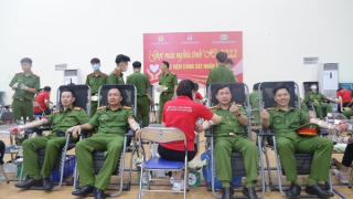 Học viện CSND vận động hơn 1.000 đơn vị máu cứu người