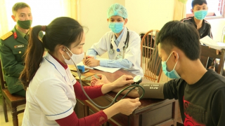 Không có mặt đúng thời gian khám sức khỏe nghĩa vụ quân sự sẽ bị phạt đến 12 triệu đồng