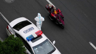 Thượng Hải tái phong tỏa nhiều nơi để kiểm soát COVID-19