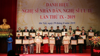 Đề xuất mở rộng đối tượng xét tặng danh hiệu NSƯT, NSND: Quý hồ tinh bất quý hồ đa