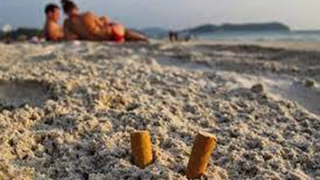 Hy Lạp cấm hút thuốc lá trên bãi biển