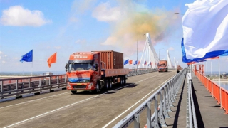 Thông xe cầu cao tốc đầu tiên nối Trung Quốc và Nga