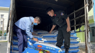 Phân bón giả giảm giá kèm khuyến mãi để dụ nông dân