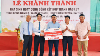 HDBank, Sovico trao tặng 3 nhà cộng đồng tránh lũ trị giá 6,1 tỷ đồng cho tỉnh Hà Tĩnh