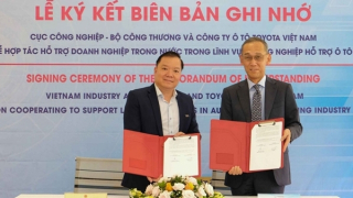 Bộ Công thương và Toyota Việt Nam ghi nhớ hợp tác hỗ trợ doanh nghiệp công nghiệp ô tô trong nước