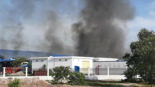 Cháy lớn tại khu công nghiệp Phong Điền