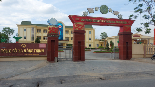 Trụ sở UBND xã Đông Thịnh "vắng như chùa bà đanh" trong giờ làm việc