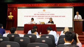 Quỹ bình ổn giá xăng dầu vẫn là công cụ “giảm sốc”