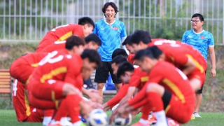 Huấn luyện viên Gong Oh-kyun và bóng đá đẹp