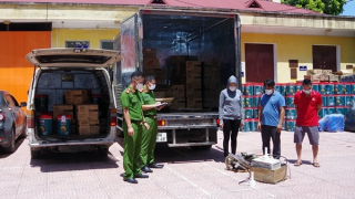 Phát hiện cơ sở sản xuất, buôn bán dầu nhớt giả quy mô lớn