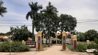 Cặp đôi cán bộ xã “trần như nhộng” bị khai trừ khỏi Đảng