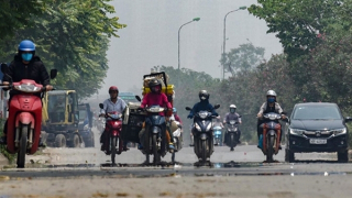 Nắng “bỏng rát” Bắc và Trung Bộ, chiều tối khả năng có mưa