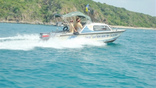 Tạm dừng lặn biển ngắm san hô ở Khu bảo tồn biển Hòn Mun