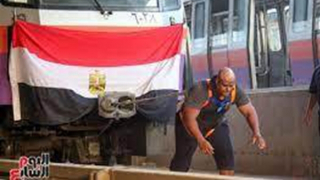 Kéo 6 toa tàu đi 4 mét