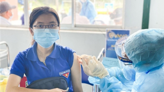 Tiêm mũi nhắc lại, mũi bổ sung phòng biến chủng mới BA.5 xâm nhập