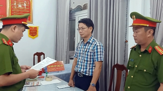 Khởi tố Giám đốc nhận hối lộ trong vụ mua 30 xe điện tại Hội An