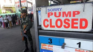 Sri Lanka chật vật vì xăng: Lo ngại khủng hoảng "chồng" khủng hoảng?