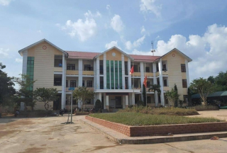 Khai trừ Đảng đối với Bí thư Đảng uỷ xã bỏ nhiệm sở để tránh nợ