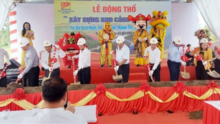 Xây dựng kho cảng, thúc đẩy hiệu quả luồng tàu biển lớn vào sông Hậu