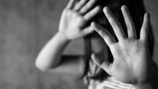 Khởi tố, bắt tạm giam giáo viên tiếng Anh hiếp dâm nữ sinh lớp 6