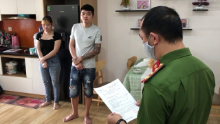 Xâm nhập dịch vụ đẻ thuê